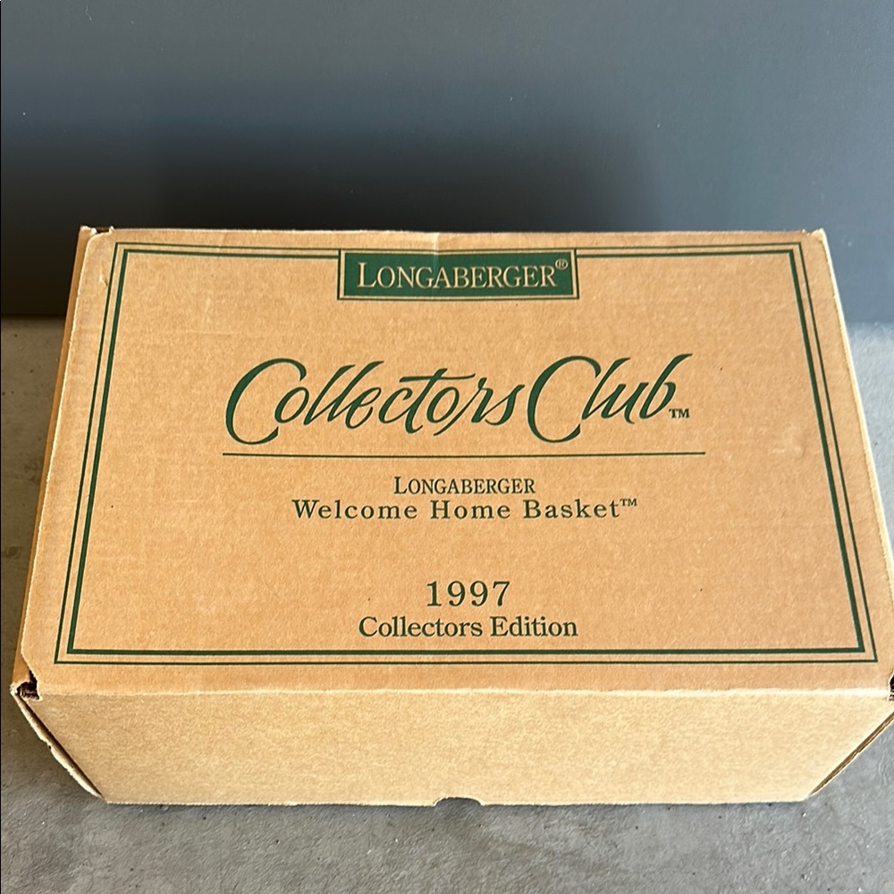 Longaberger Collectors Club Box in Brown and Green